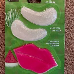 Aloe Vera Eye Mask and Collagen Lip Mask Set
